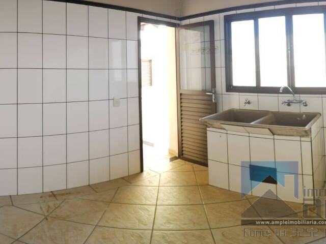 #3609 - Casa para Locação em Arapongas - PR