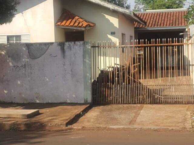 #3621 - Casa para Venda em Arapongas - PR