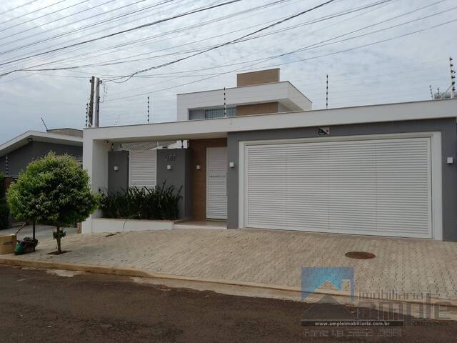 #3814 - Casa para Venda em Arapongas - PR - 1