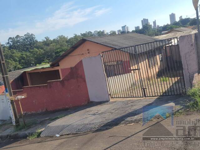 #3867 - Casa para Venda em Arapongas - PR - 3