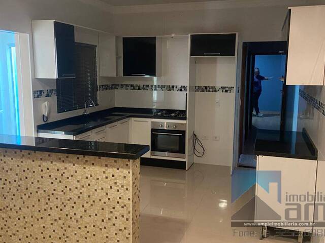 #3893 - Casa para Venda em Arapongas - PR - 3