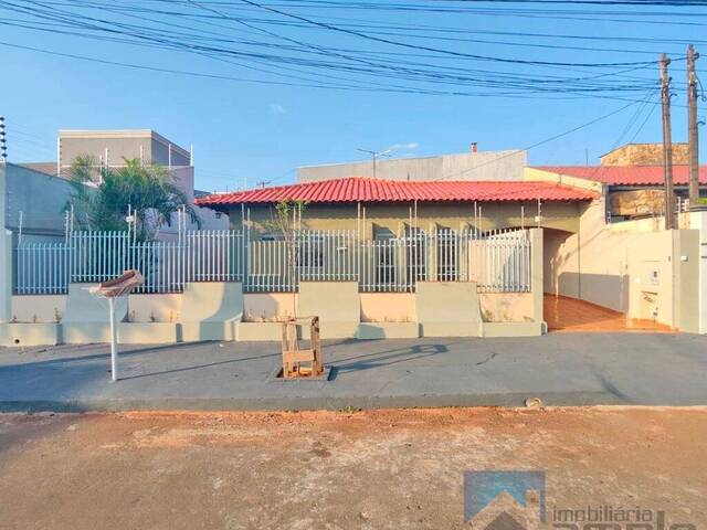 #3942 - Casa para Locação em Arapongas - PR