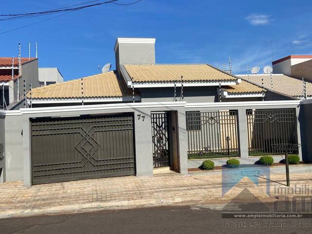 #3953 - Casa para Venda em Arapongas - PR