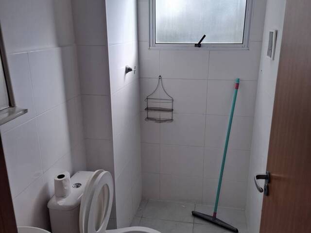 #3987 - Apartamento para Locação em Arapongas - PR - 3