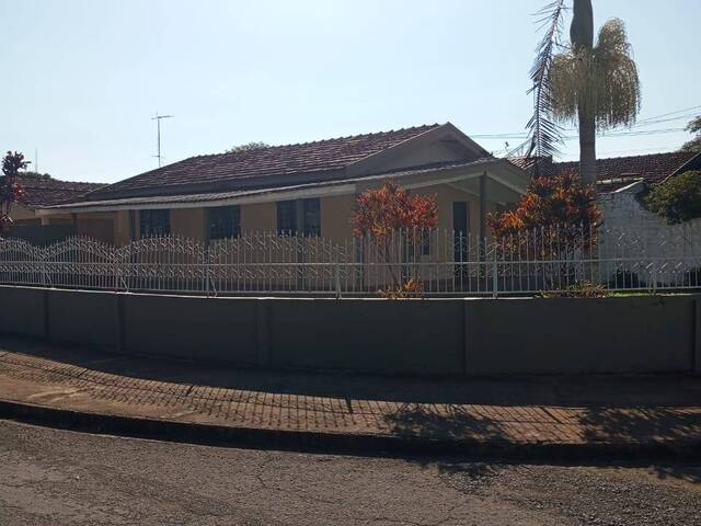 #3993 - Casa para Locação em Arapongas - PR - 1