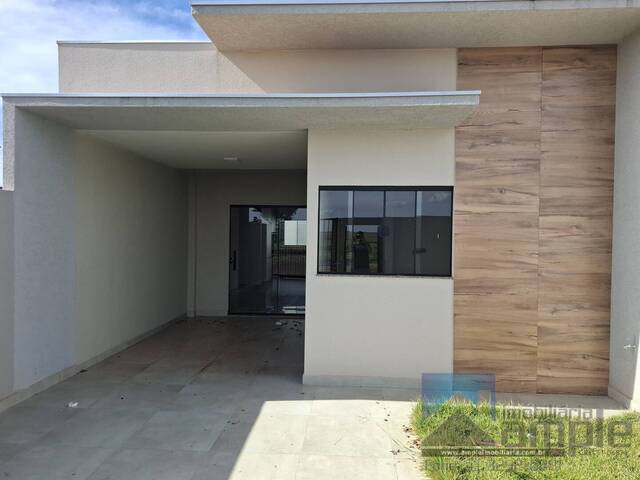 #4042 - Casa para Locação em Arapongas - PR - 2