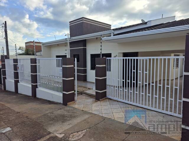 #4049 - Casa para Locação em Arapongas - PR - 1