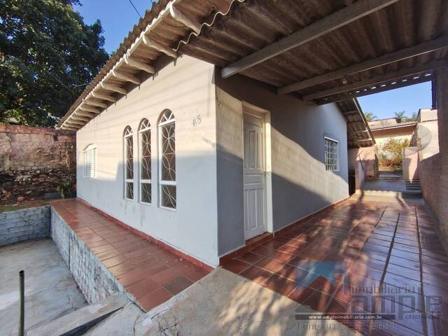 #4065 - Casa para Venda em Arapongas - PR - 3
