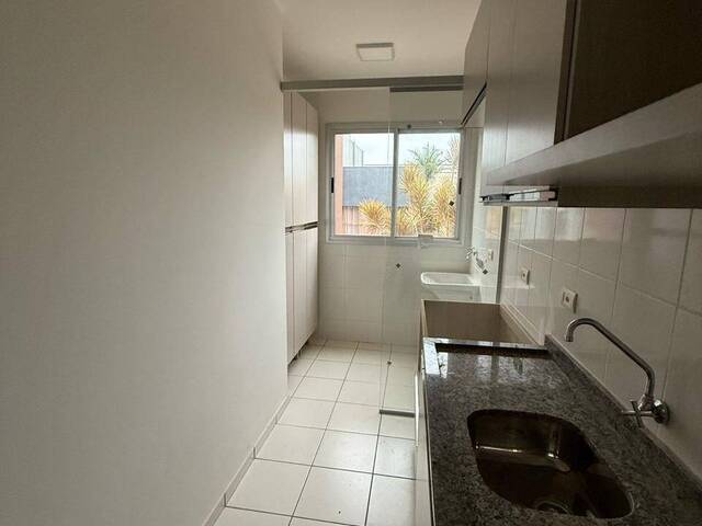 #4067 - Apartamento para Locação em Arapongas - PR