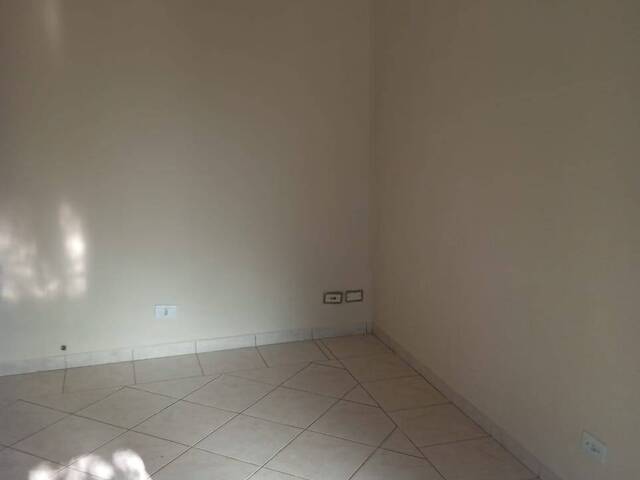 #4072 - Casa para Venda em Arapongas - PR - 2