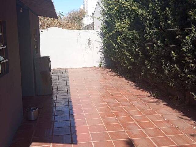 #4078 - Casa para Locação em Arapongas - PR - 2