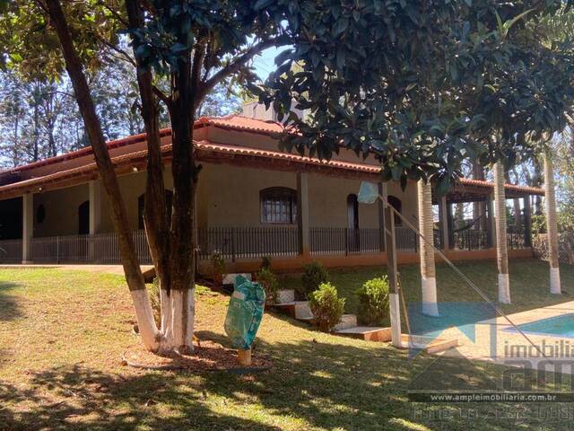 #4081 - Casa para Locação em Arapongas - PR - 1