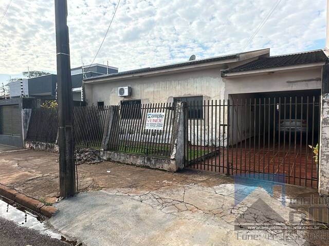 #4082 - Casa para Venda em Arapongas - PR - 3