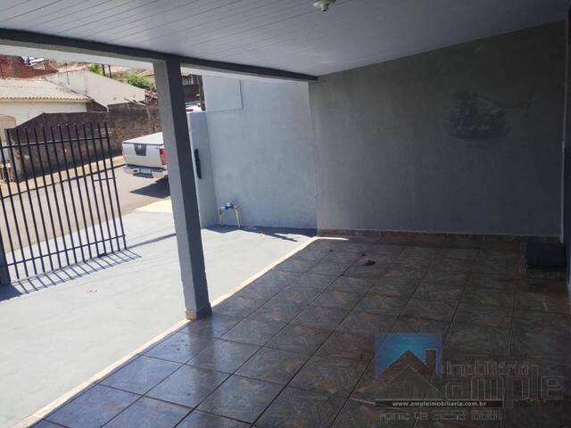 #4085 - Casa para Venda em Arapongas - PR - 3