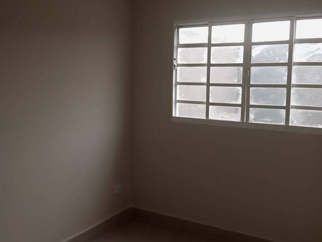 #4091 - Casa para Locação em Arapongas - PR - 2