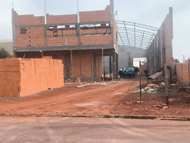#4092 - Barracão para Locação em Arapongas - PR - 1