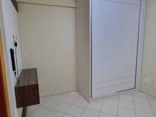 #4098 - Casa para Venda em Arapongas - PR - 3