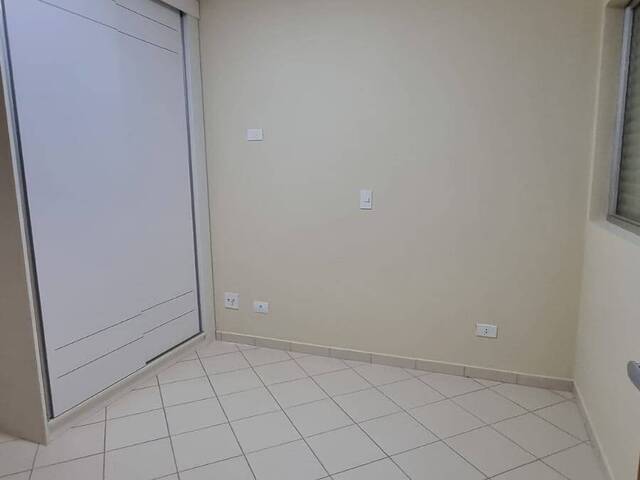 #4099 - Apartamento para Venda em Arapongas - PR - 3