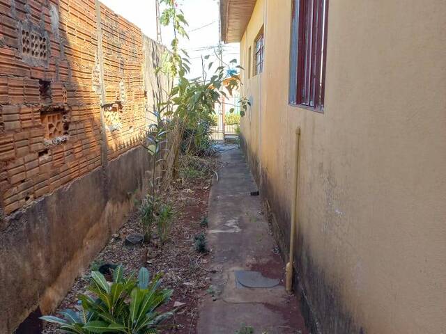 #4113 - Casa para Venda em Arapongas - PR - 3