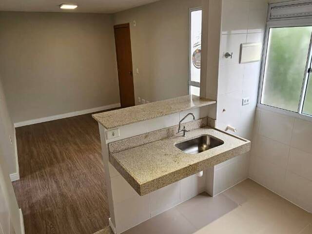 #4122 - Apartamento para Venda em Arapongas - PR - 1