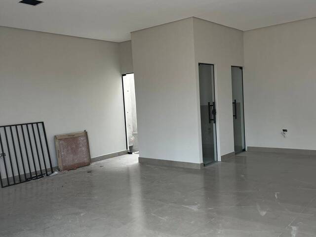 #4123 - Sala para Locação em Arapongas - PR - 2