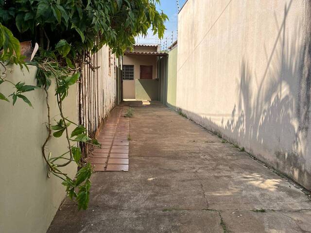 #4125 - Casa para Locação em Arapongas - PR - 1