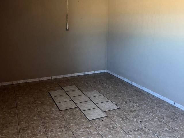 #4132 - Apartamento para Locação em Arapongas - PR - 2