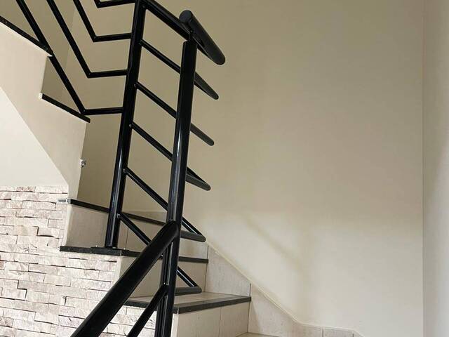 #4140 - Sobrado para Locação em Arapongas - PR - 2