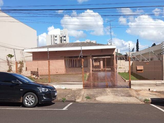 #4141 - Casa para Locação em Arapongas - PR - 1