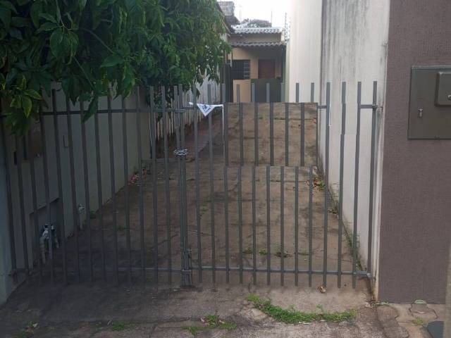 #4125 - Casa para Locação em Arapongas - PR - 1