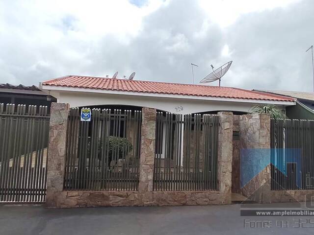 #4180 - Casa para Locação em Arapongas - PR