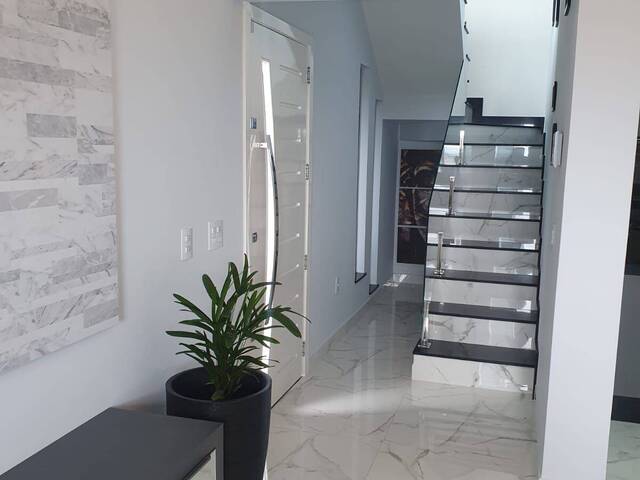 #4188 - Casa para Venda em Arapongas - PR