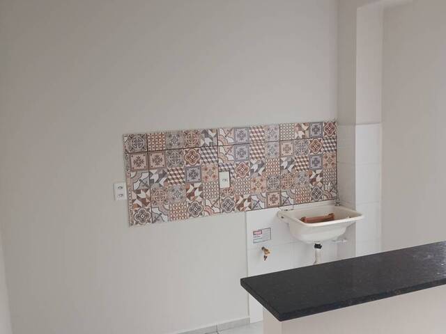 #4218 - Apartamento para Locação em Arapongas - PR - 2