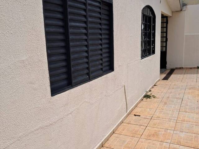 #4221 - Casa para Venda em Arapongas - PR - 2