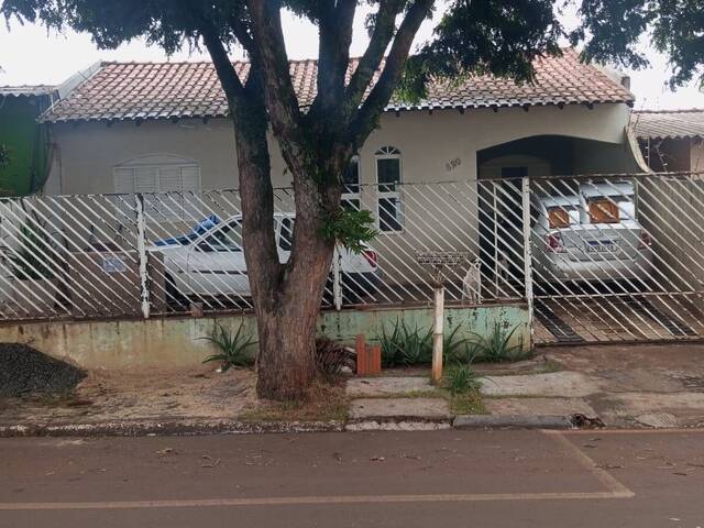 #4270 - Casa para Venda em Arapongas - PR