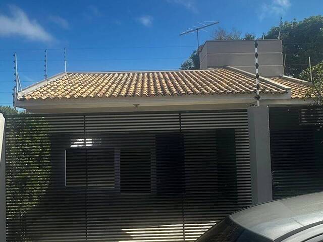 #4303 - Casa para Venda em Arapongas - PR