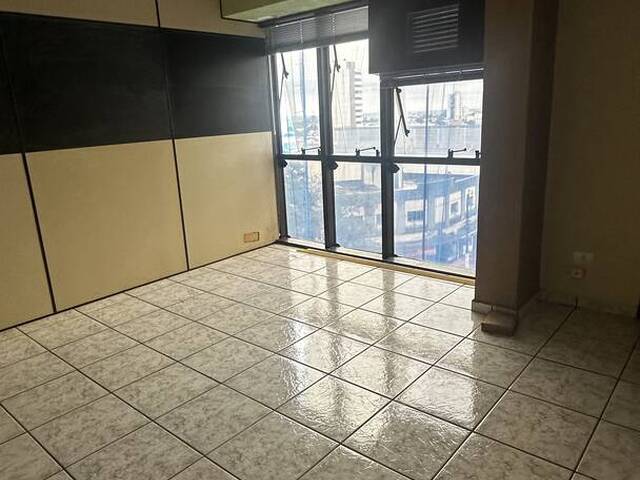 #4313 - Sala para Locação em Arapongas - PR - 2
