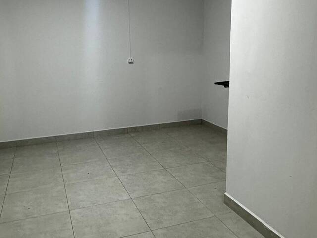 #4317 - Sala para Locação em Arapongas - PR - 3