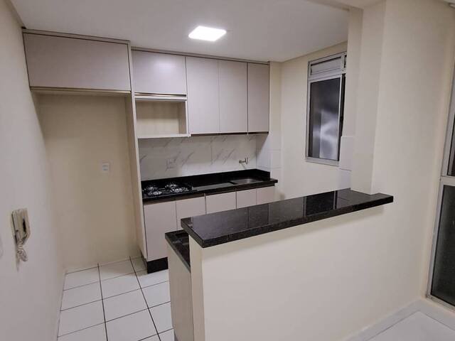 #4332 - Apartamento para Locação em Arapongas - PR - 2