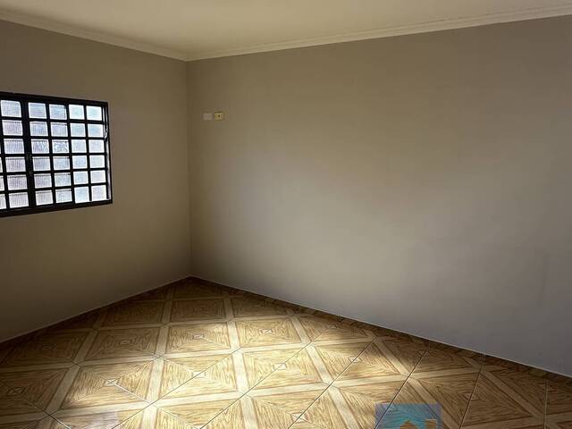 #4335 - Casa para Locação em Arapongas - PR - 2
