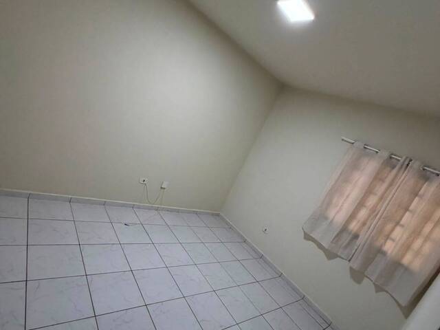 #4339 - Casa para Venda em Arapongas - PR - 2