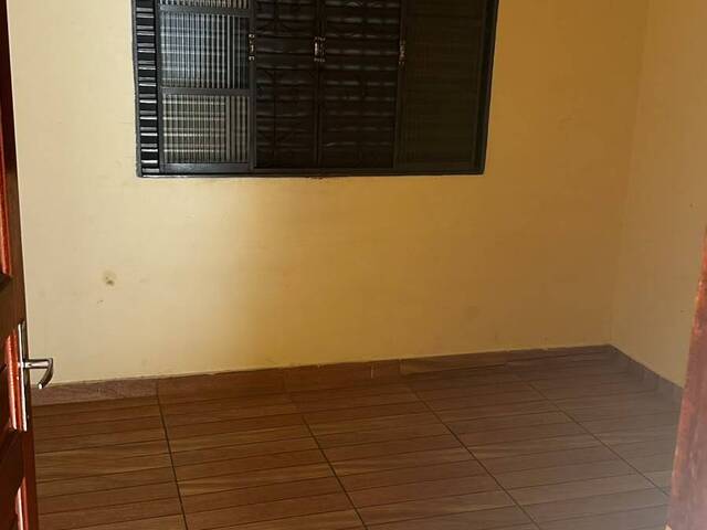 #4344 - Casa para Locação em Arapongas - PR - 2