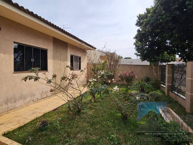 #4348 - Casa para Venda em Arapongas - PR - 2