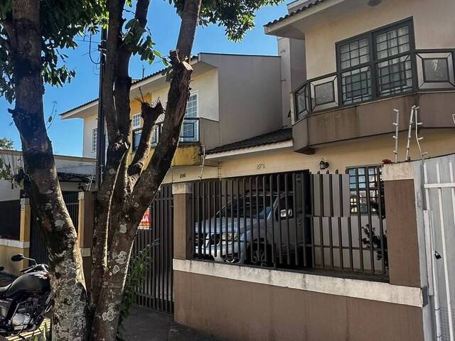 #4351 - Sobrado para Locação em Arapongas - PR - 2