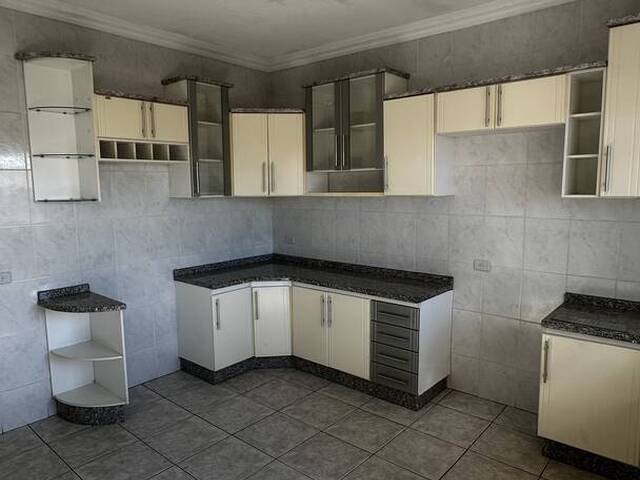 #4353 - Apartamento para Locação em Arapongas - PR - 2