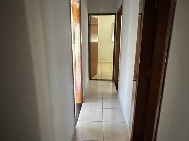 #4358 - Casa para Locação em Arapongas - PR - 2