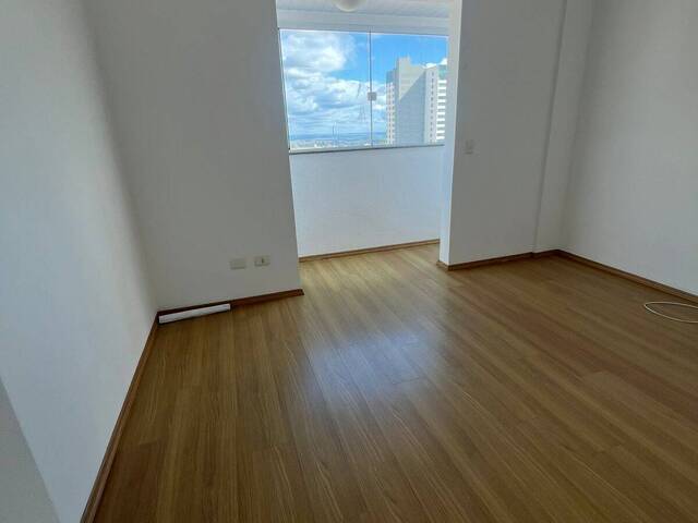 Apartamento para Venda em Arapongas - 5