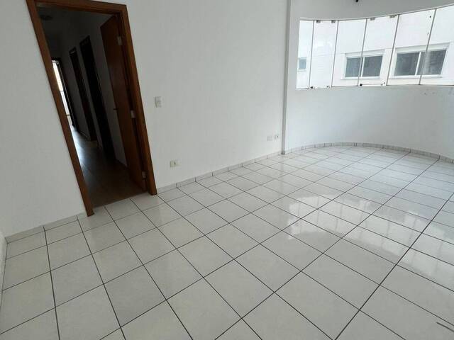 Apartamento para Venda em Arapongas - 2