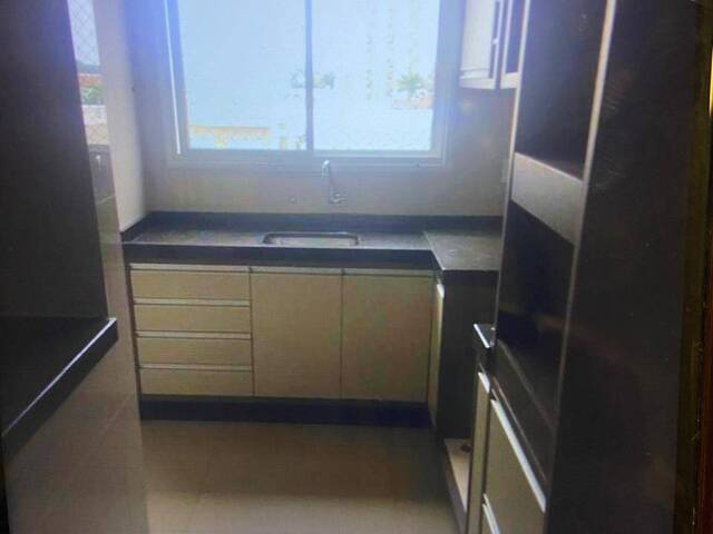 #4368 - Apartamento para Venda em Arapongas - PR