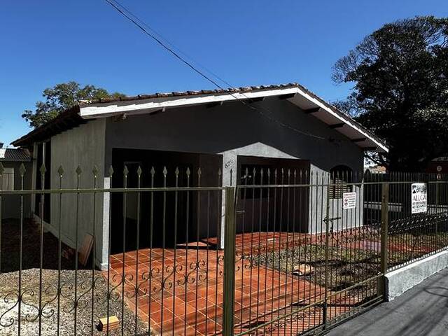 #4389 - Casa para Locação em Arapongas - PR